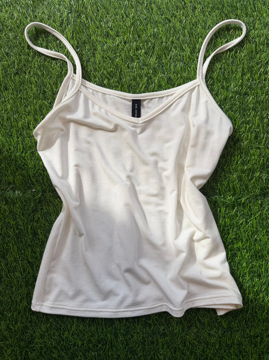 Kye Intimates: Recline Bamboo Cami - Natural