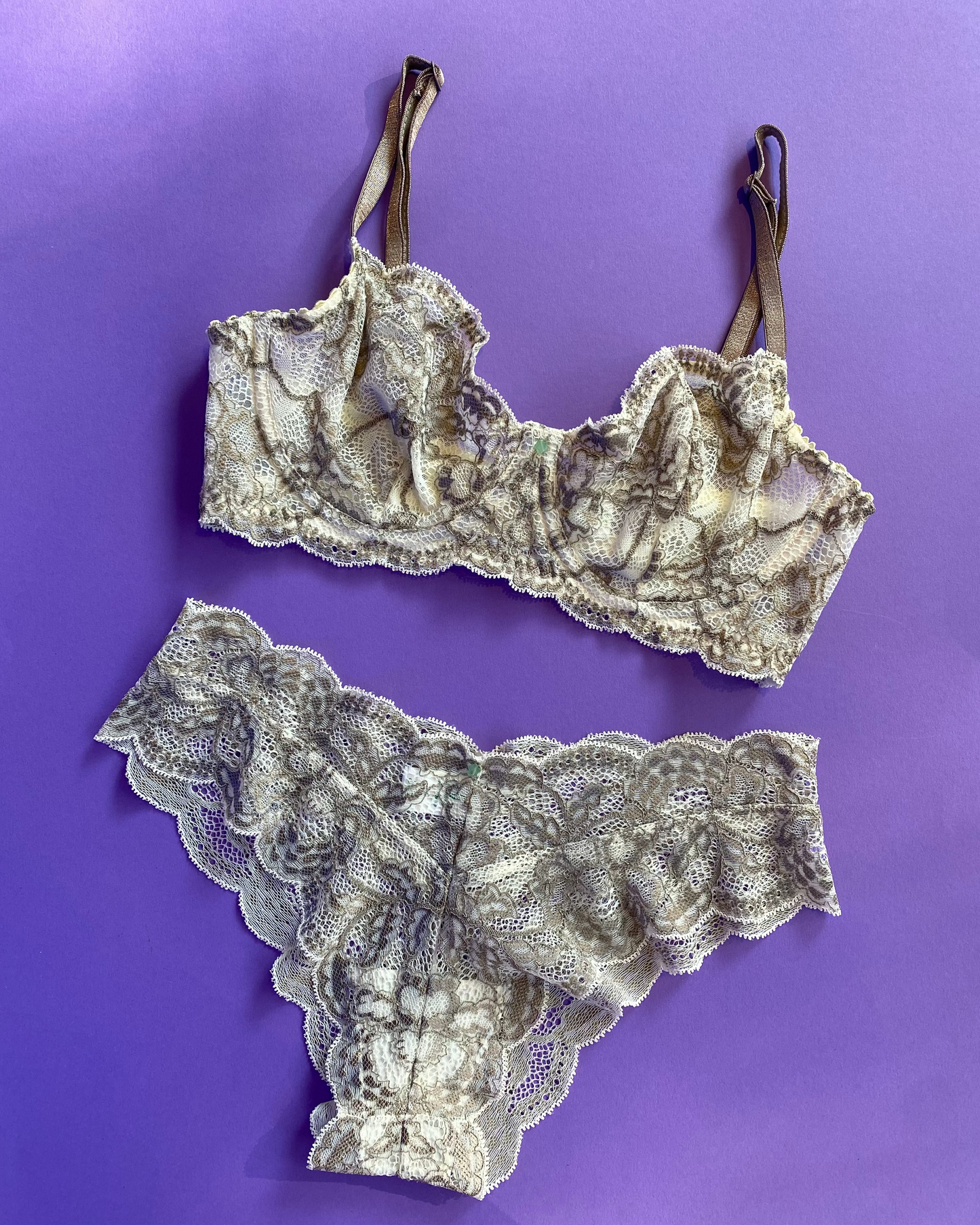 Clo: Fortuna Lace Demi Underwire Bra - White Storm