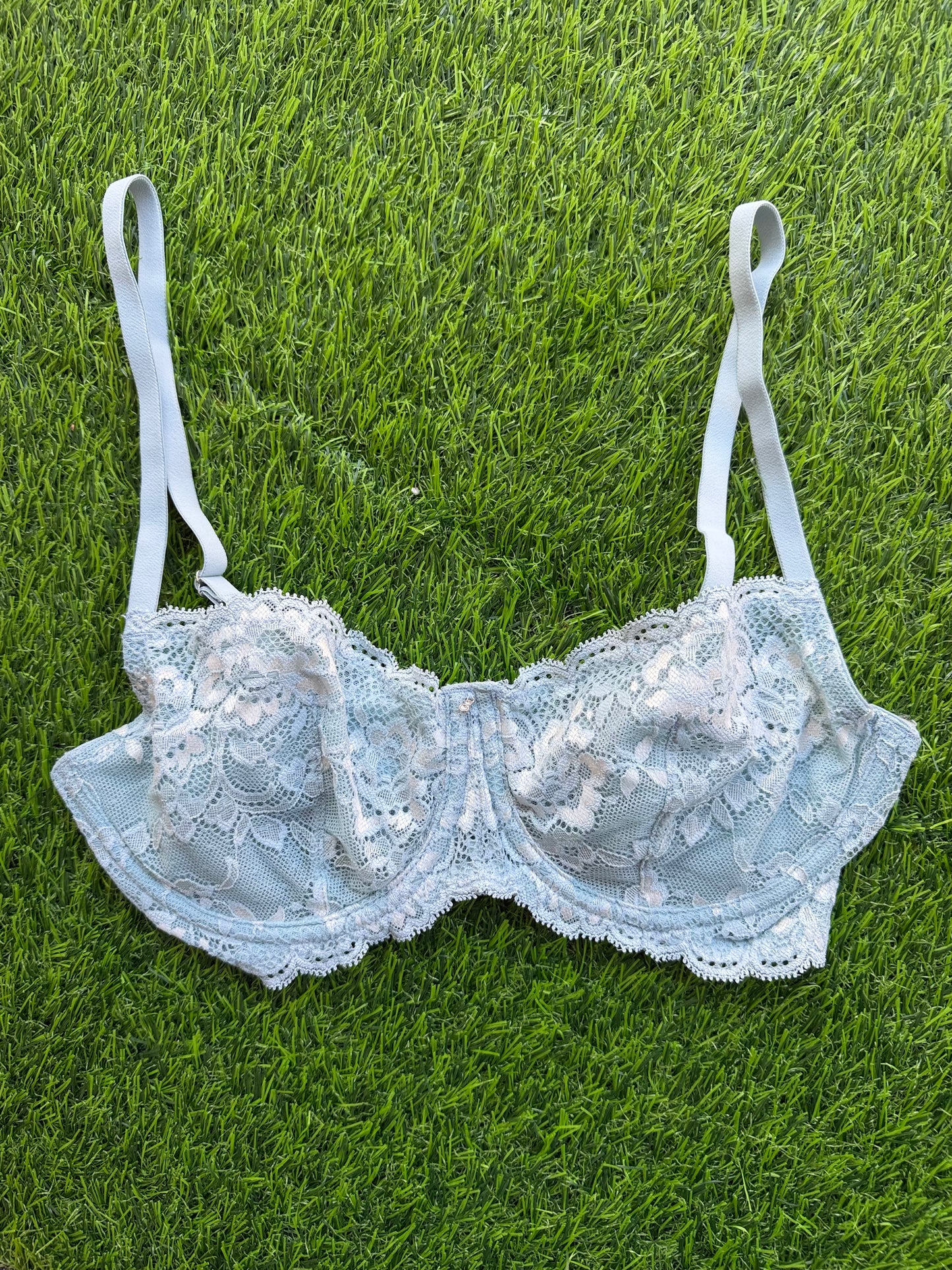 Montelle: Flirt Demi Lace Bra - D+ Cups Only