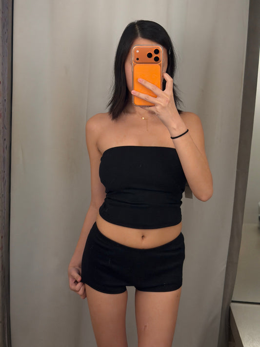 Calomel: Sumaq Short - Black