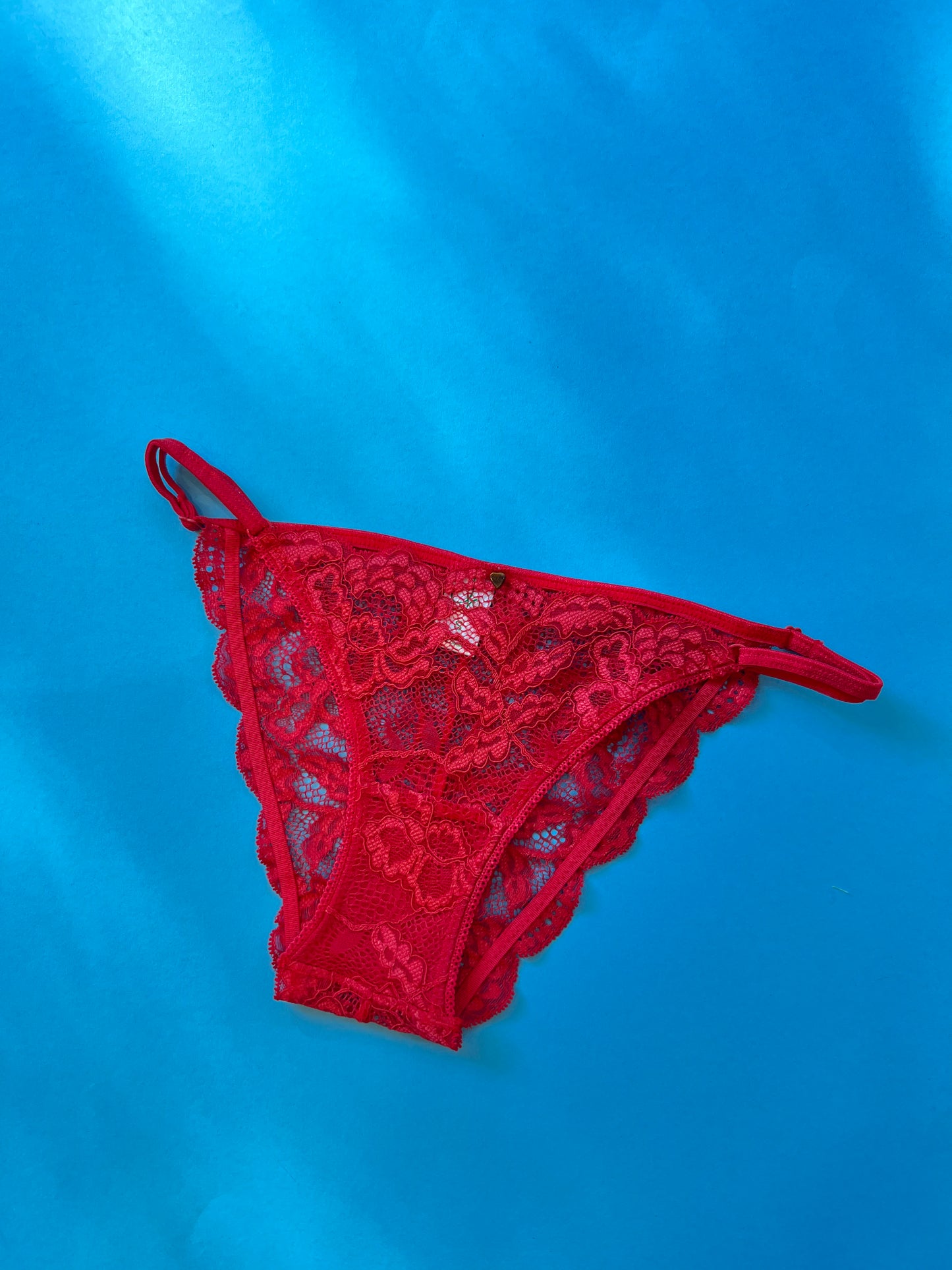 Clo: Fortuna Lace String Bikini - Chrysanthemum