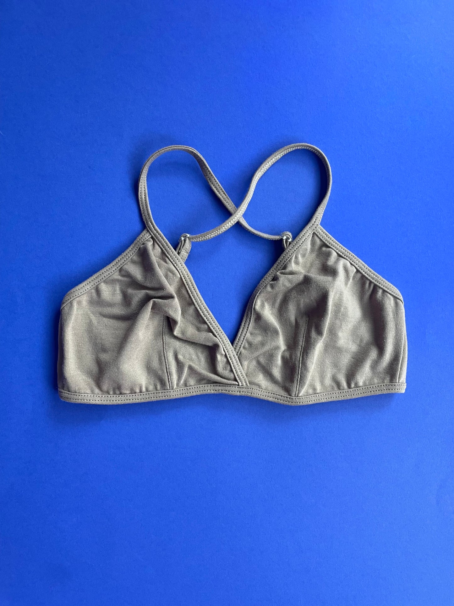 Calomel: Uma Racerback Bralette - Taupe