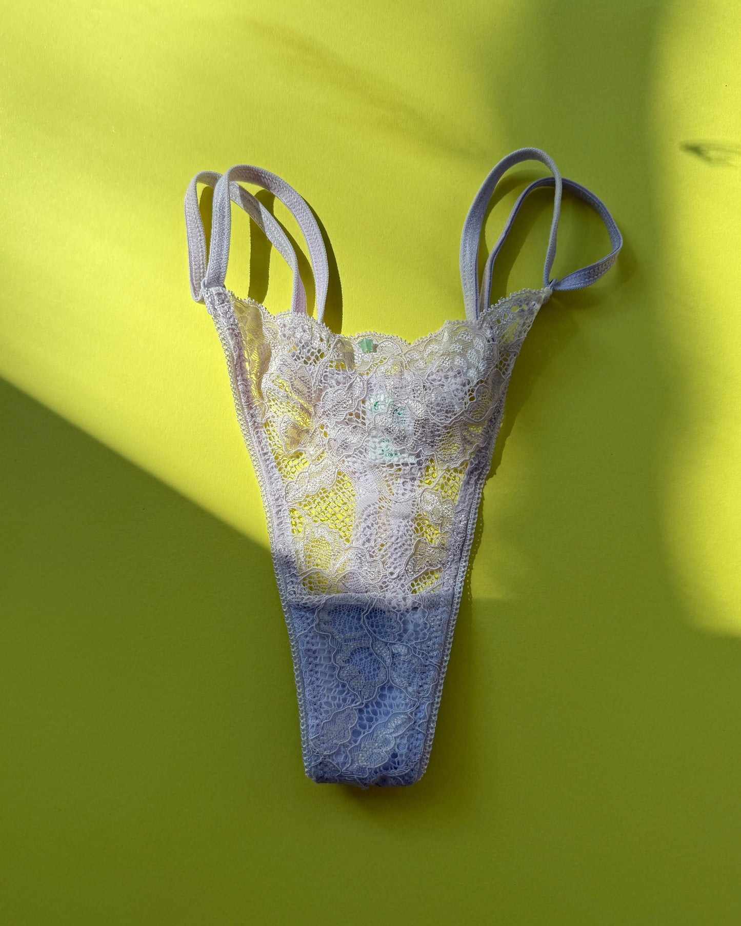 Clo: Fortuna Lace Adjustable String Thong - Lavender Fog