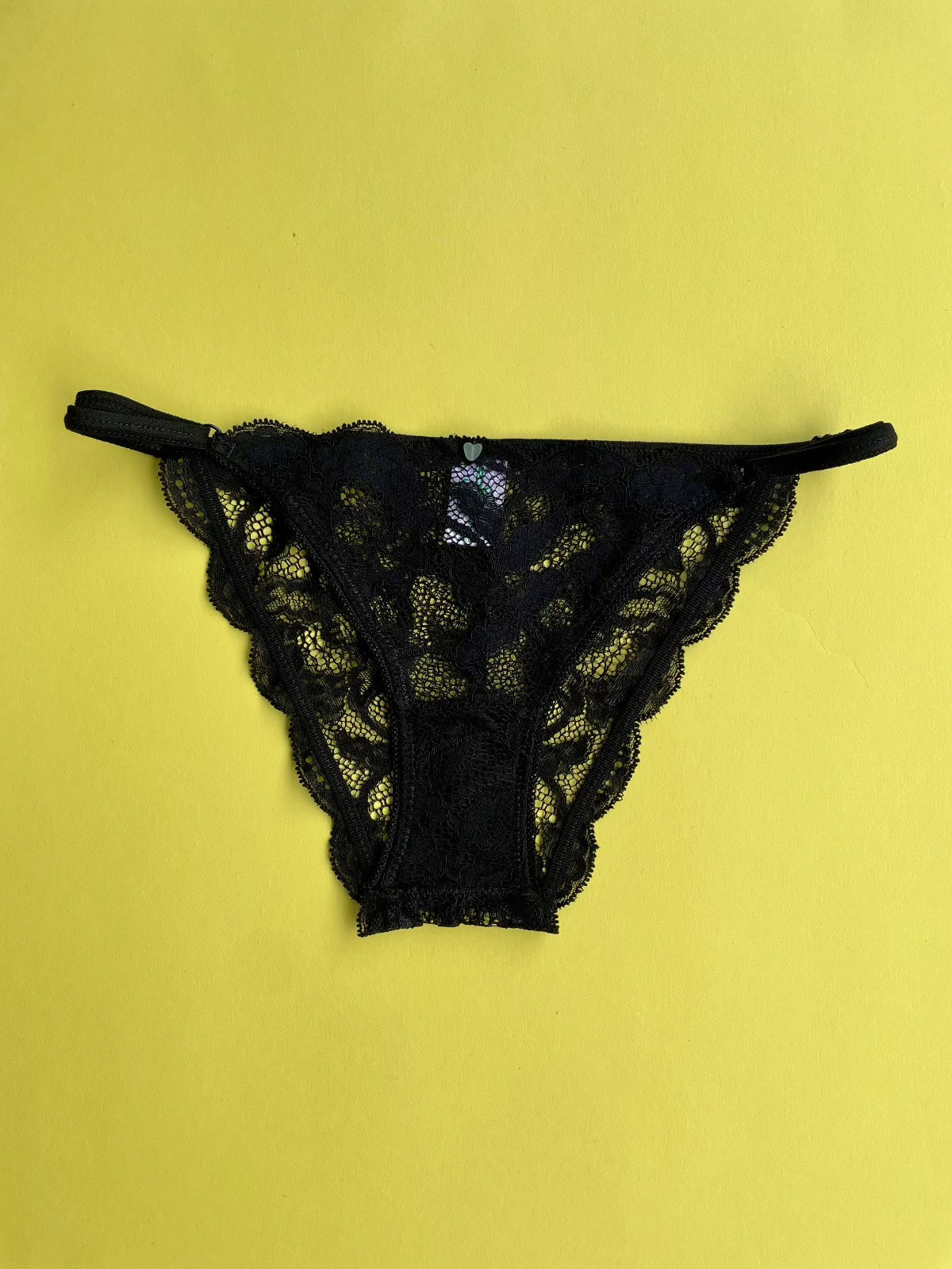 Clo: Fortuna Lace String Bikini - Black