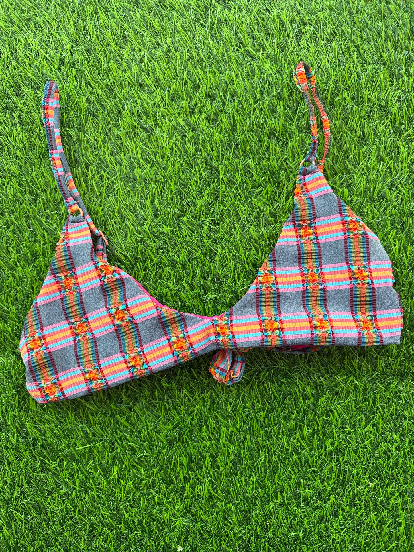 Caro Luna: Belen Adjustable Bikini Top - Rainbow