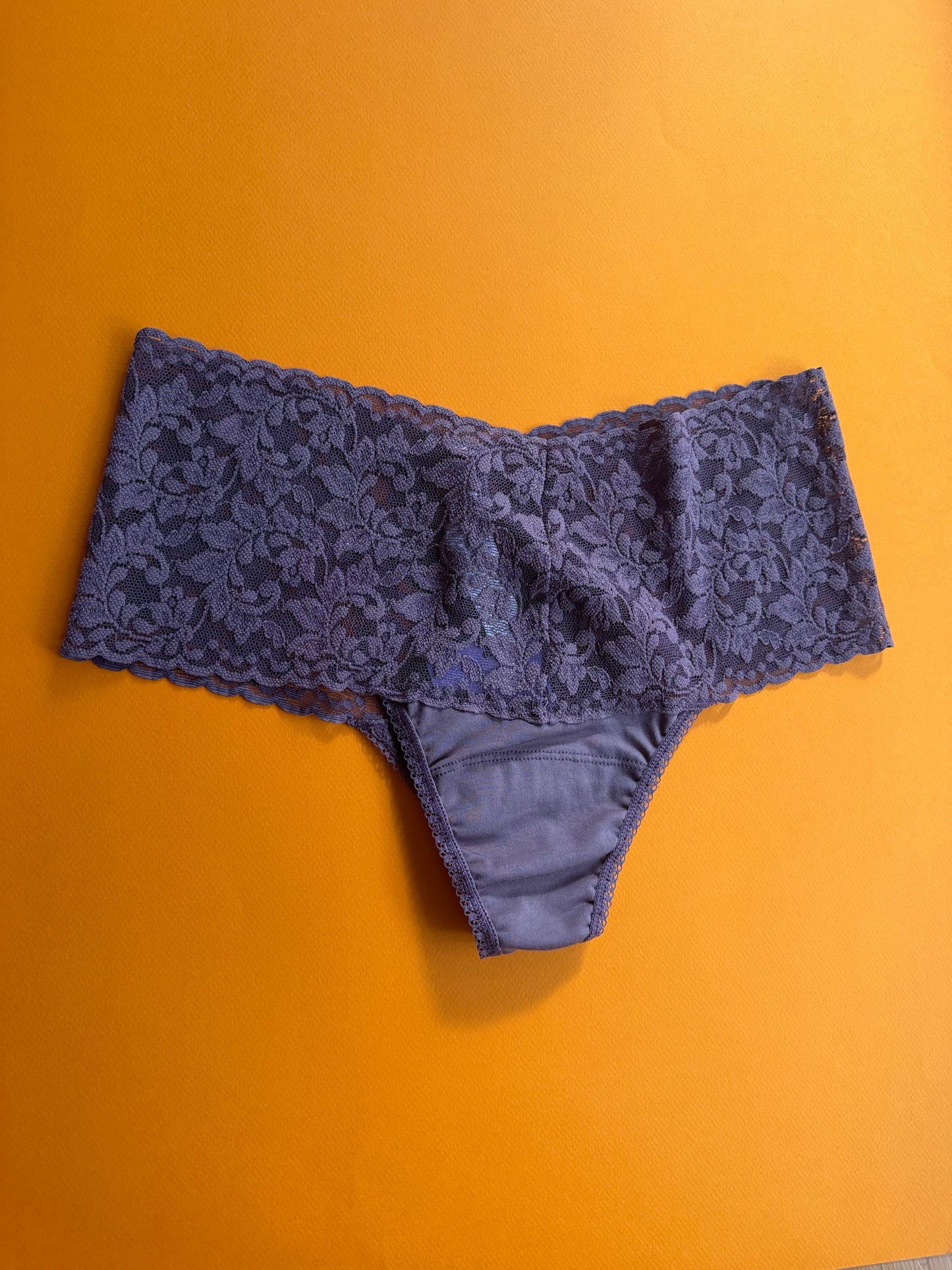 Hanky Panky: Cotton Retro Thong - Dusk