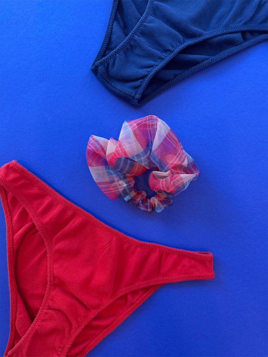 Izabel: Plaid Tulle Scrunchie
