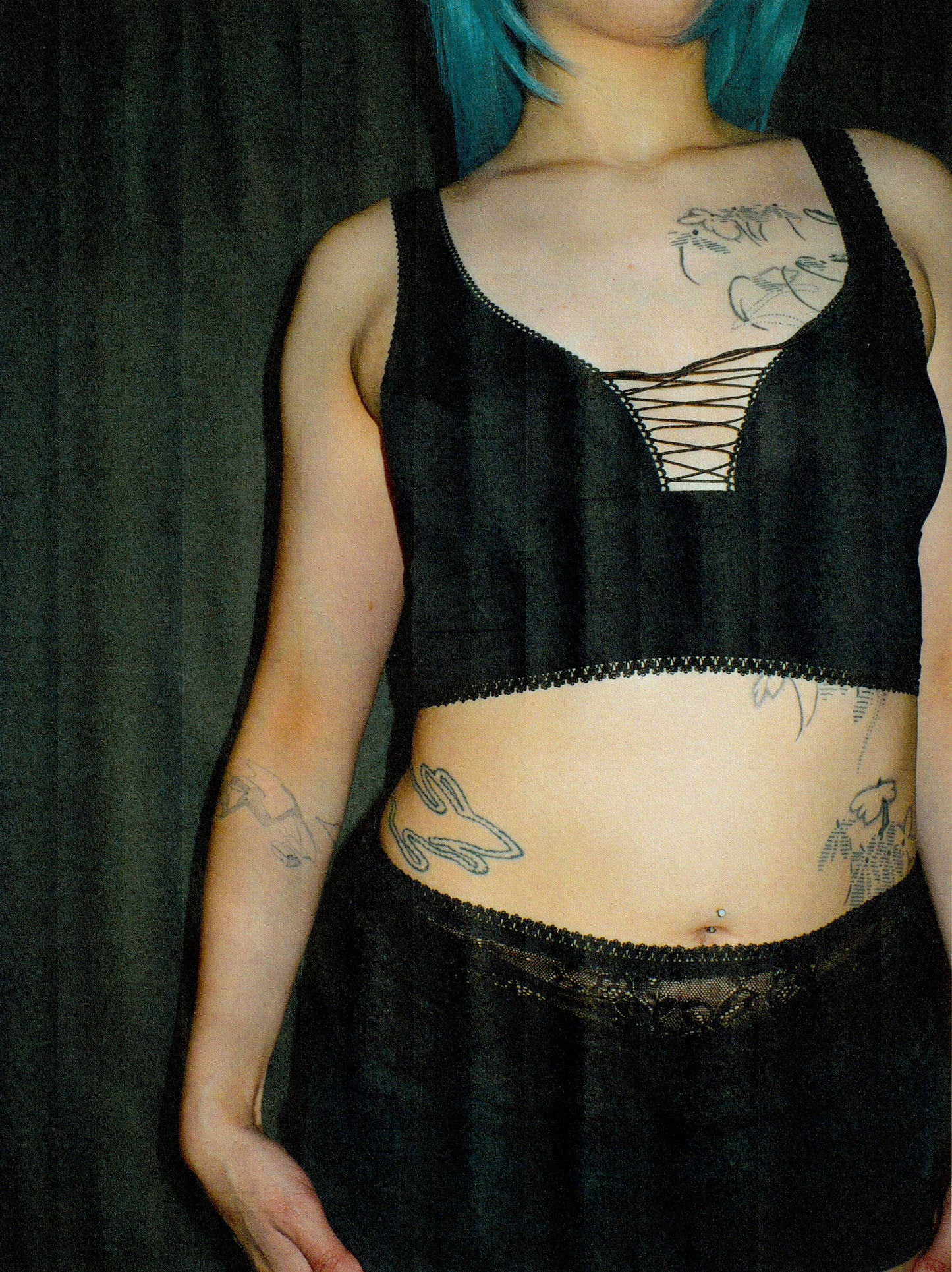 Kayleigh Peddie: Robbi Crop Lace Up Bra - Micro Black