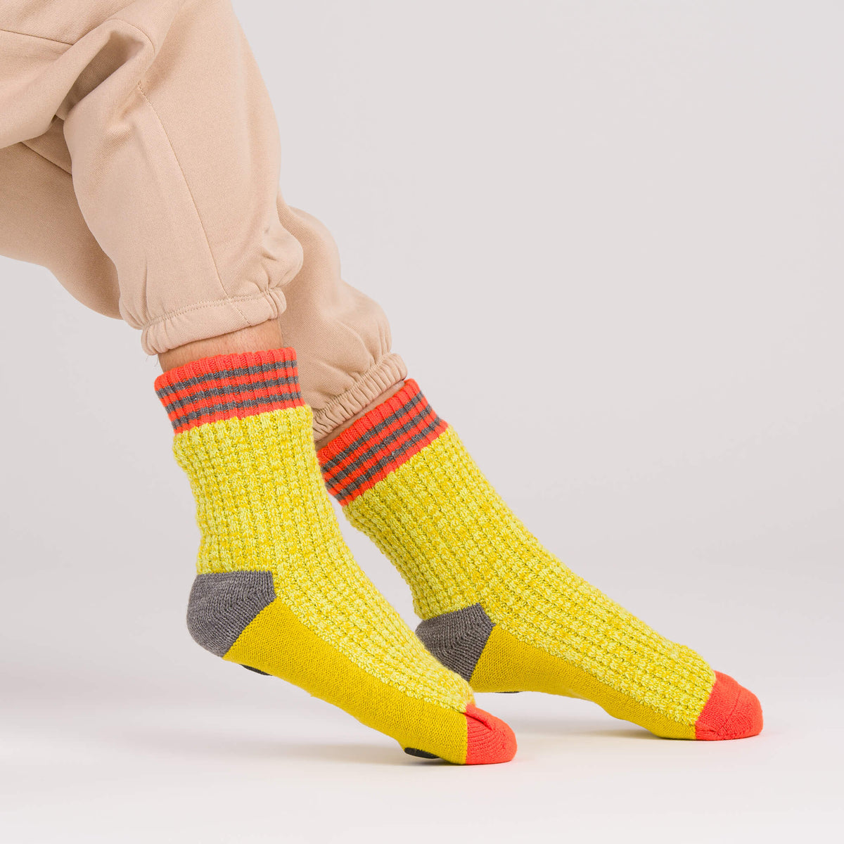 Verloop: Varsity Knit House Socks - Golden Olive