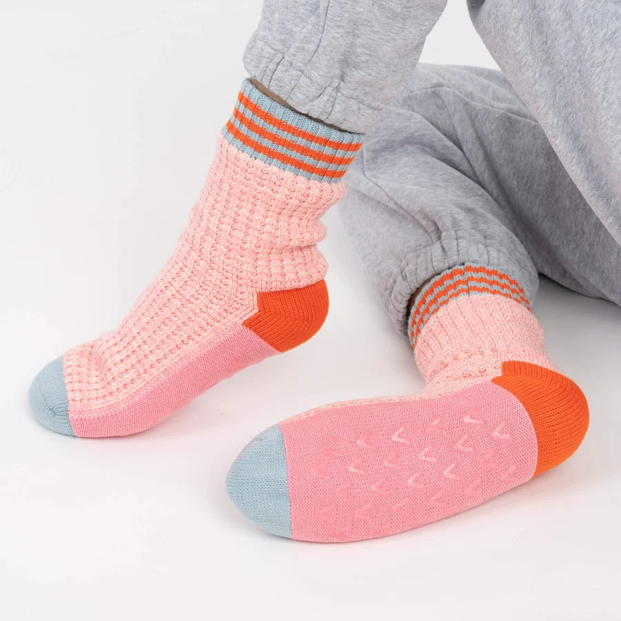 Verloop: Varsity Knit House Socks - Pink