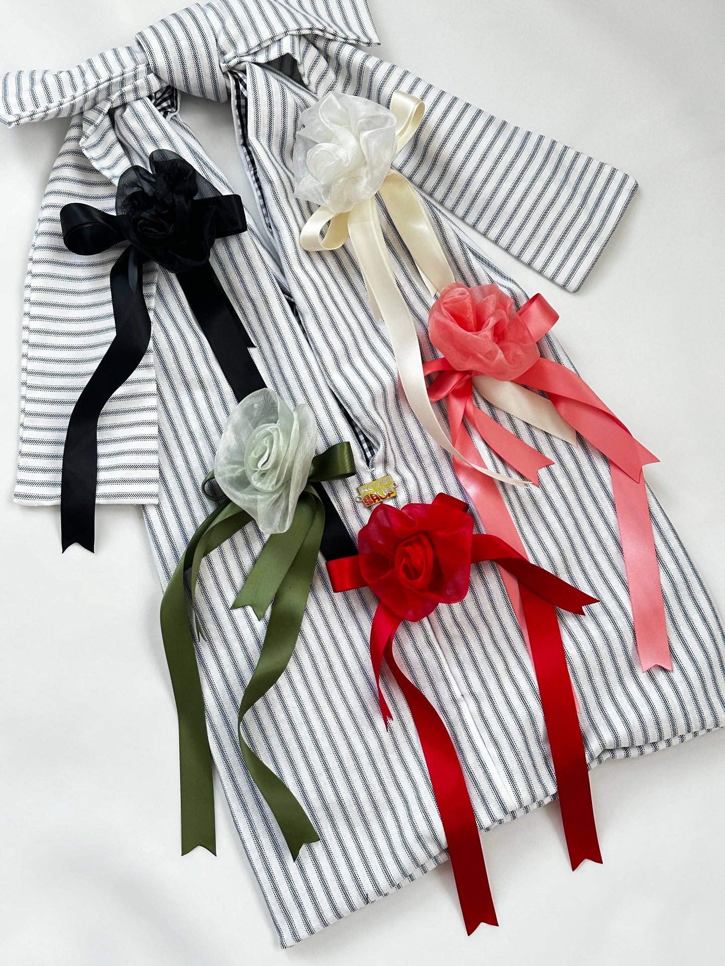 Room Shop: Simone Rose Pin - Ivory