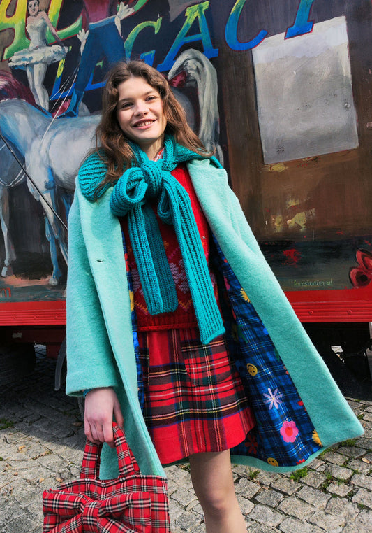 Dr. Bloom: Cuello Collared Scarf - Turquoise