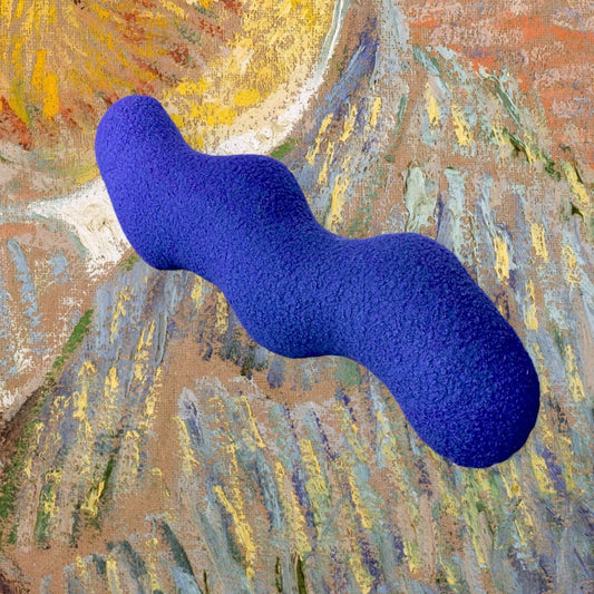 Belgin K.: Wavy Boucle Pillow