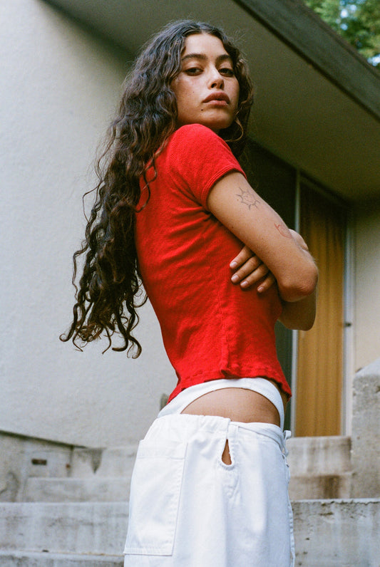 Gil Rodriguez: Pointelle Perla Tee - Tomate