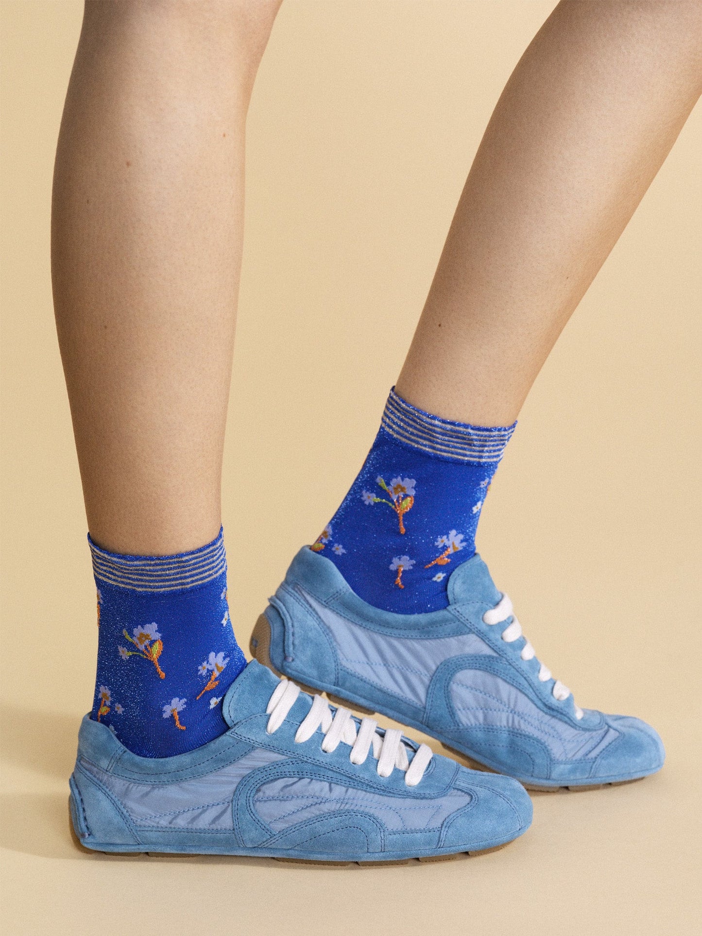 Hansel From Basel: Lumiesta Floral Short Crew Sock - Cobalt