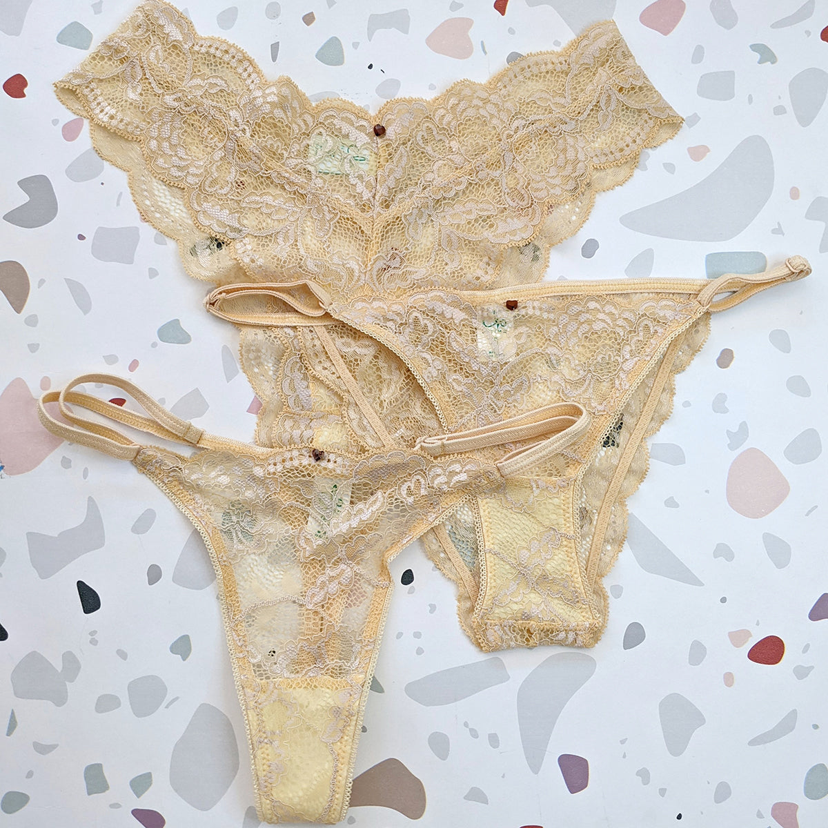 Clo: Fortuna Lace Adjustable String Thong - Chamomile