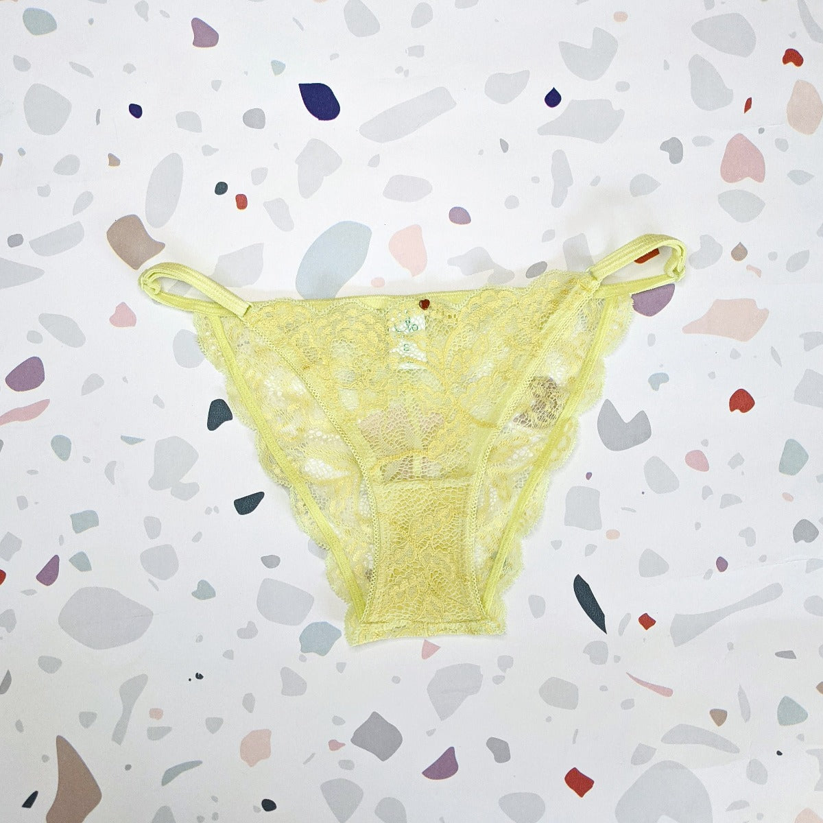 Clo: Fortuna Lace String Bikini - Lemonade