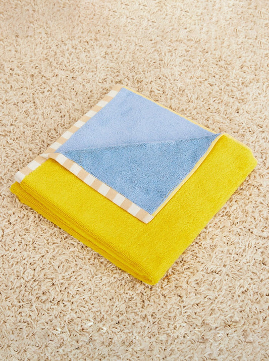 Dusen Dusen: Reversible Beach/Bath Towel - Yellow Cornflower